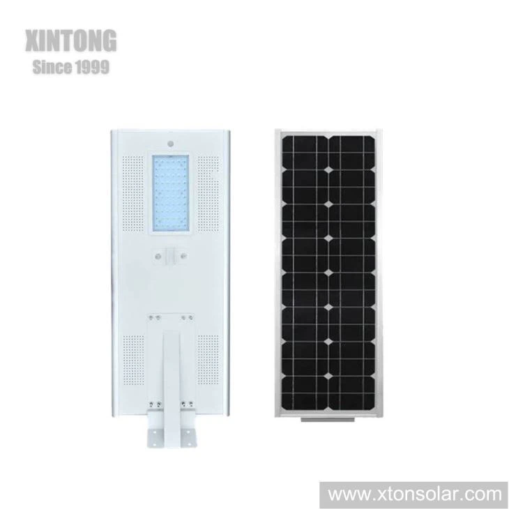10m 100W Solar Street Light MPPT Charging