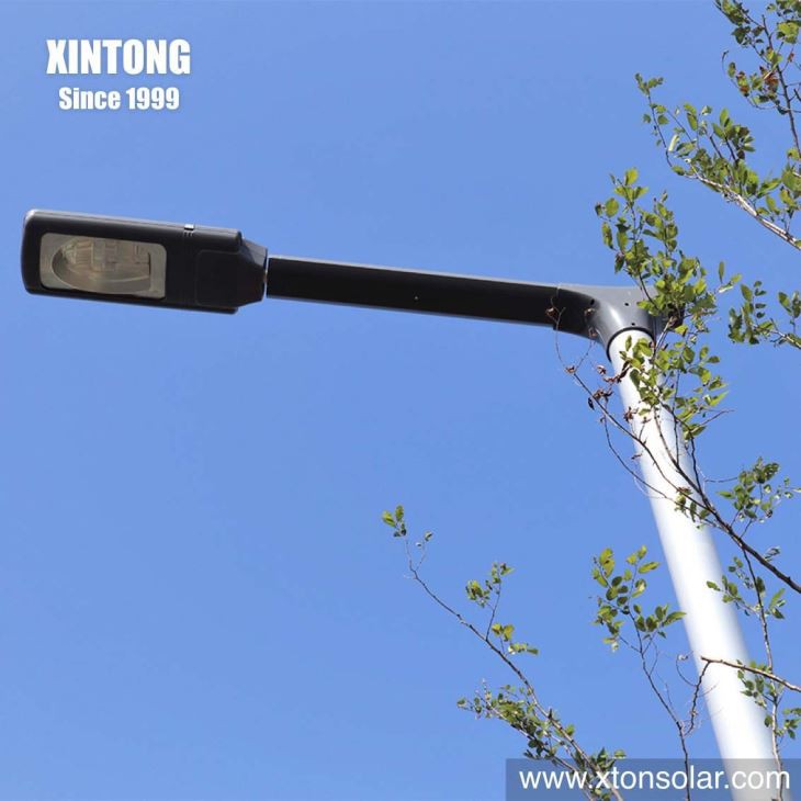 5meters High Conical Road Street Light Poles