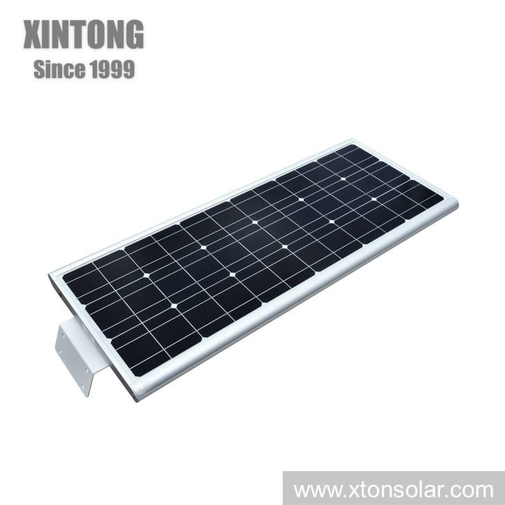 Rechargeable LED Solar Street Lamp With Control System